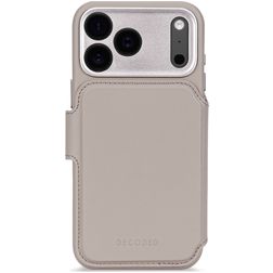 Decoded Detachable Wallet iPhone 17 Pro Max MagSafe Hülle Echtleder 2in1 Klapphülle (herausnehmbar) Portemonnaie - Solid Clay