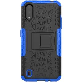 Mobigear Tire Samsung Galaxy A01 Hülle Hardcase Backcover Stoßfest mit Ständer - Schwarz / Blau