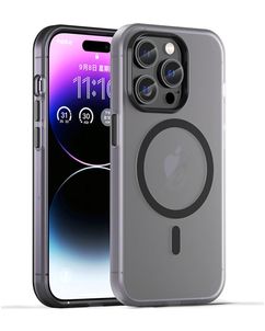 Mobigear Shockproof iPhone 16 Pro MagSafe Hülle Flexibles TPU Backcover - Schwarz