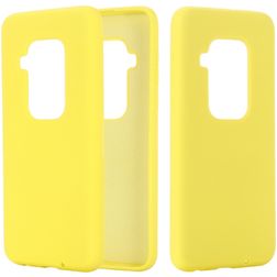 Mobigear Rubber Touch Motorola One Zoom Silikon Hülle Backcover - Gelb