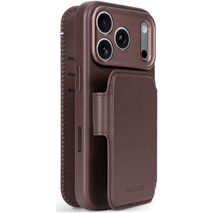 Decoded Detachable Wallet iPhone 18 Pro Max MagSafe Hülle Echtes Leder Abnehmbare 2in1 Klapphülle Geldbörse - Chocolat Brown