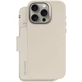 Decoded Detachable Wallet iPhone 16 Pro Max MagSafe Hülle Echtes Leder Abnehmbare 2in1 Klapphülle Geldbörse - Clay