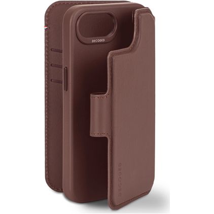 Decoded Detachable Wallet iPhone 17e MagSafe Hülle Echtes Leder Abnehmbare 2in1 Klapphülle Geldbörse - Chocolate Brown