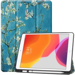 Mobigear Tri-Fold Gel iPad 7 (2019) Hülle TPU,Kunstleder Klapphülle + Stifthalter - Mandelblüten