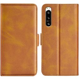 Mobigear Slim Magnet Sony Xperia 5 IV Hülle Klapphülle Geldbörse - Cognac
