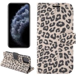 Mobigear Leopard iPhone 13 Mini Hülle Klapphülle Geldbörse - Braun