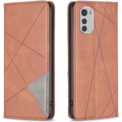 Mobigear Rhombus Slim Motorola Moto E32s Hülle Klapphülle - Braun