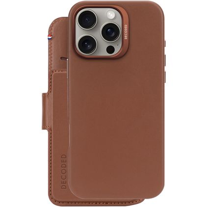 Decoded Detachable Wallet iPhone 16 Pro Max MagSafe Hülle Echtes Leder Abnehmbare 2in1 Klapphülle Geldbörse - Tan