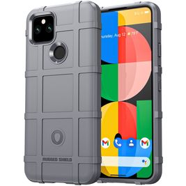 Mobigear Rugged Shield Google Pixel 5a 5G Hülle Flexibles TPU Backcover Stoßfest - Grau