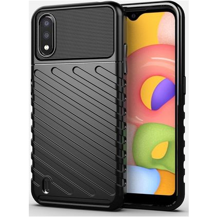 Mobigear Groove Samsung Galaxy A01 Hülle Flexibles TPU Backcover - Schwarz