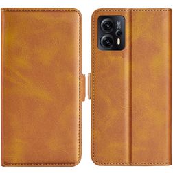 Mobigear Slim Magnet Motorola Moto E13 Hülle Klapphülle Geldbörse - Cognac
